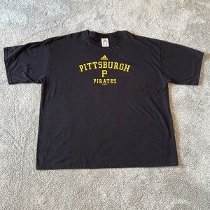 NWOT- Adidas Men’s Pittsburgh Pirates Tshirt, size 2X